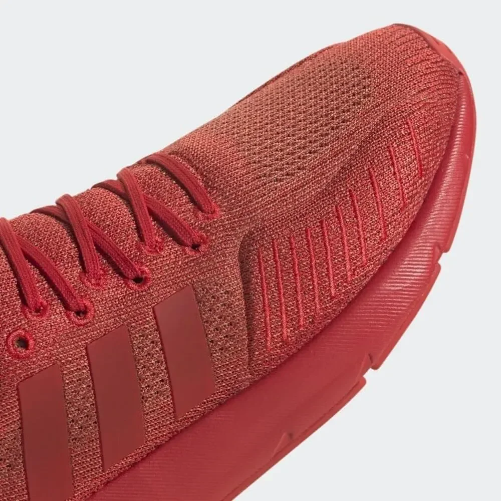 ADIDAS SWIFT RUN 22 SHOES MENS RED SIZE 11.5